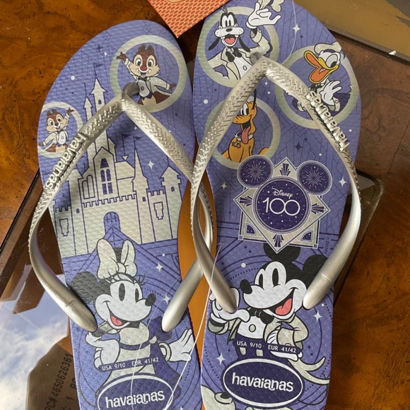 Disney Havaianas 100 years of magic flip flops - Picture 2 of 3